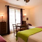 Le Petit Manoir Provence فندق Les Angles (Gard)