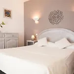 Le Petit Manoir Provence 3*