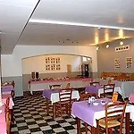 Le Petit Manoir Provence Hotel Les Angles (Gard)