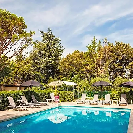 Hotel Le Petit Manoir Provence Les Angles (Gard)