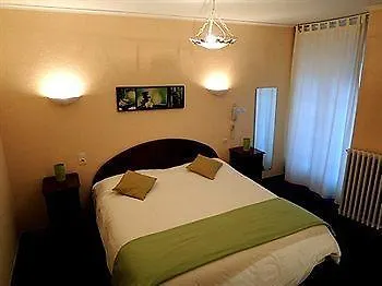 Le Petit Manoir Logis Hotel Les Angles (Gard)