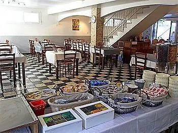 Le Petit Manoir Logis 3* Les Angles (Gard)