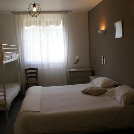 Le Petit Manoir Logis 3* Les Angles (Gard)