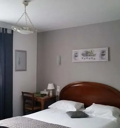 Hotel Le Petit Manoir Logis